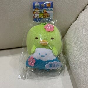 Sumikko Gurashi Penguin Plush with Mount Fuji key chains (Brand New)